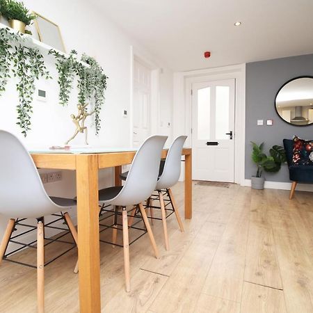 Flat 1 Batheaston By Mia Living Stylish 1 Bedroom Property With Free Parking Екстериор снимка
