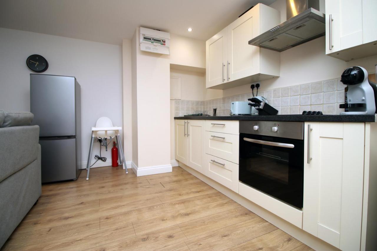 Flat 1 Batheaston By Mia Living Stylish 1 Bedroom Property With Free Parking Екстериор снимка