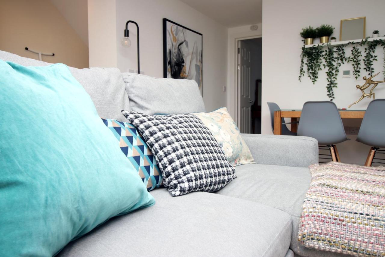 Flat 1 Batheaston By Mia Living Stylish 1 Bedroom Property With Free Parking Екстериор снимка
