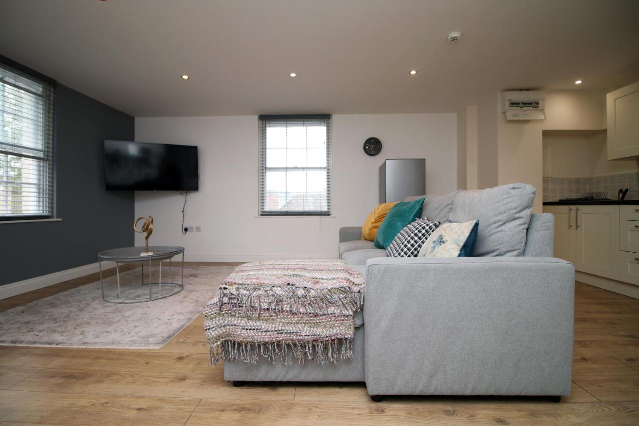 Flat 1 Batheaston By Mia Living Stylish 1 Bedroom Property With Free Parking Екстериор снимка